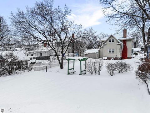 Tiny photo for 754 E Division Street, Cadillac, MI 49601 (MLS # 1941177)