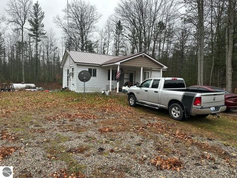 Tiny photo for 220 E Sanborn Road, Lake City, MI 49651 (MLS # 1941045)