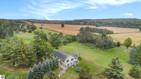 Photo of 11355 N US-31 N, Charlevoix, MI 49720 (MLS # 1939477)