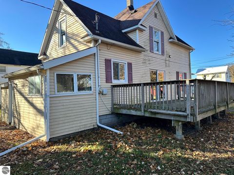 Tiny photo for 320 Euclid Avenue, Alma, MI 48801 (MLS # 1940966)