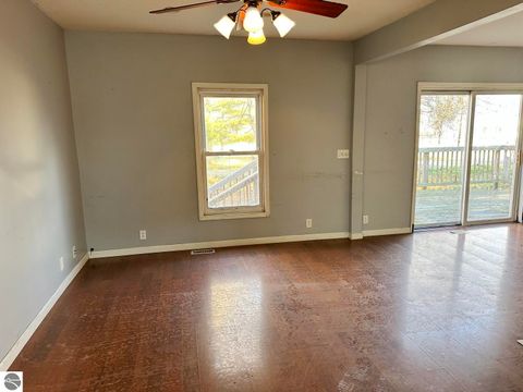 Tiny photo for 320 Euclid Avenue, Alma, MI 48801 (MLS # 1940966)