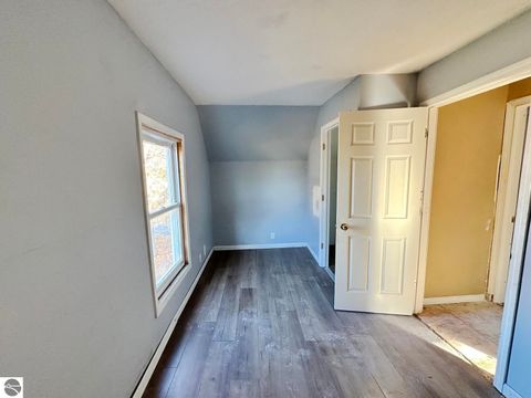 Tiny photo for 320 Euclid Avenue, Alma, MI 48801 (MLS # 1940966)