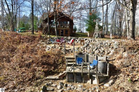 Photo of 4553 S Paradise, Merritt, MI 49667 (MLS # 1940348)