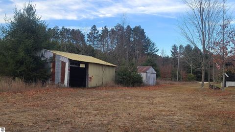 Tiny photo for 740 E East County Line Road, Kingsley, MI 49649 (MLS # 1940667)