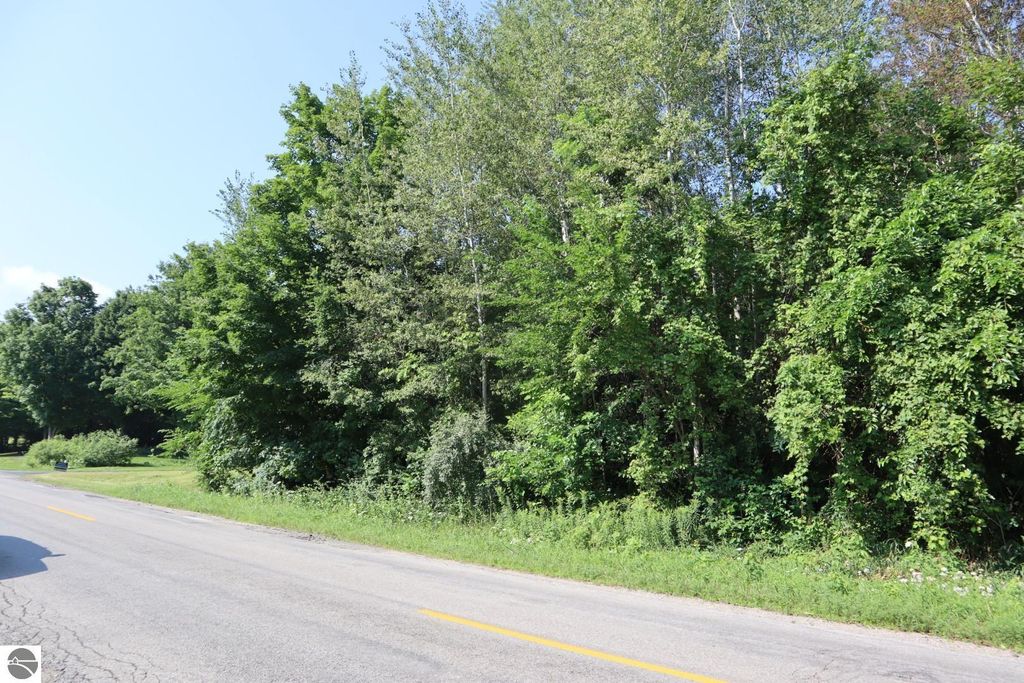 Photo of 0 Harris Road, Traverse City, MI 49684 (MLS # 1939694)