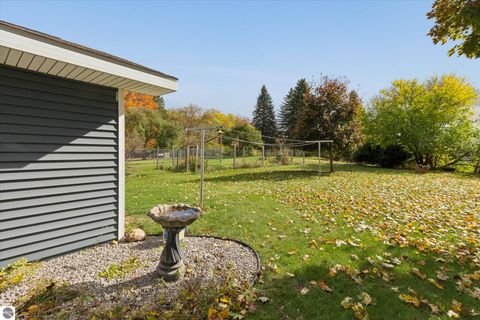 Tiny photo for 102 E State Street, St Louis, MI 48880 (MLS # 1940413)