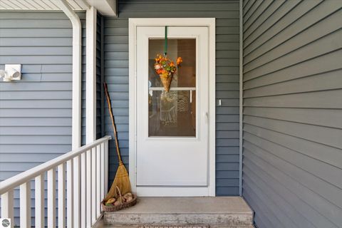 Tiny photo for 102 E State Street, St Louis, MI 48880 (MLS # 1940413)