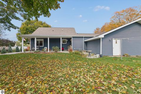 Tiny photo for 102 E State Street, St Louis, MI 48880 (MLS # 1940413)