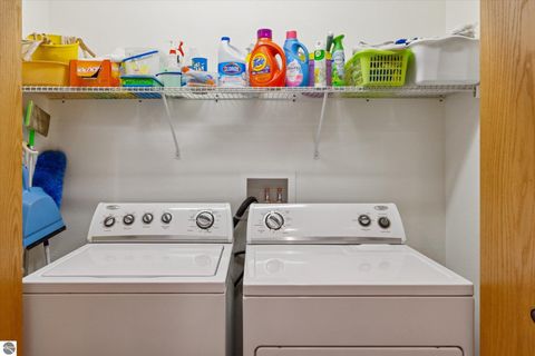 Tiny photo for 102 E State Street, St Louis, MI 48880 (MLS # 1940413)