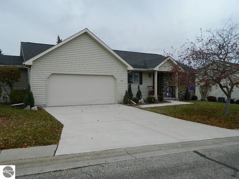 Tiny photo for 210 Cresthaven Lane, Mt Pleasant, MI 48858 (MLS # 1940057)