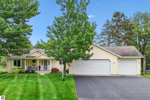 Tiny photo for 1568 Nightingale Lane, Kingsley, MI 49649 (MLS # 1940925)