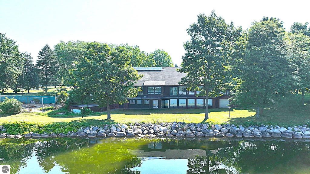 Photo of 1084 Clubhouse Drive, Lake Isabella, MI 48893 (MLS # 1936882)