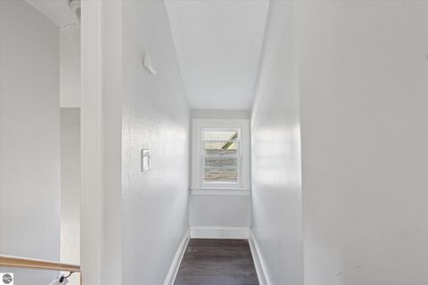 Tiny photo for 418 Woodworth Avenue, Alma, MI 48801 (MLS # 1940091)