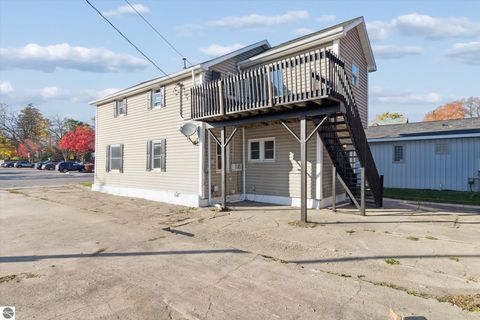 Tiny photo for 418 Woodworth Avenue, Alma, MI 48801 (MLS # 1940091)