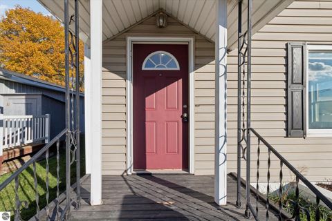 Tiny photo for 418 Woodworth Avenue, Alma, MI 48801 (MLS # 1940091)