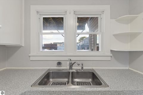 Tiny photo for 418 Woodworth Avenue, Alma, MI 48801 (MLS # 1940091)