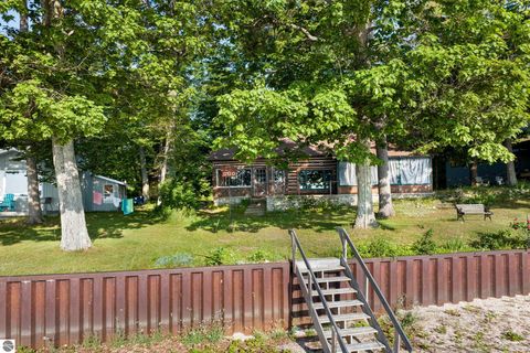 Photo of 13456 N Forest Beach Shores, Northport, MI 49670 (MLS # 1931799)
