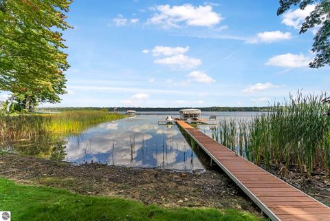 Tiny photo for 4923 Lakeview Drive, Interlochen, MI 49643 (MLS # 1939770)