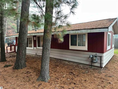 Tiny photo for 10149 Beverly Drive, St Helen, MI 48656 (MLS # 1939927)