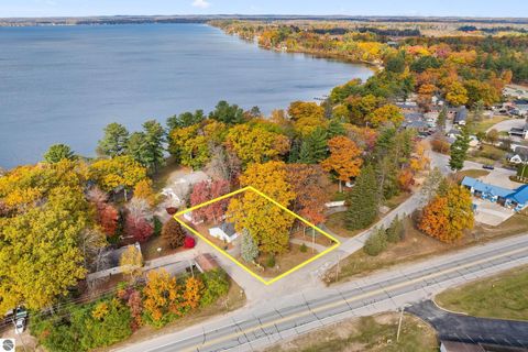 Tiny photo for 396 Davenport Lane, Cadillac, MI 49601 (MLS # 1940133)