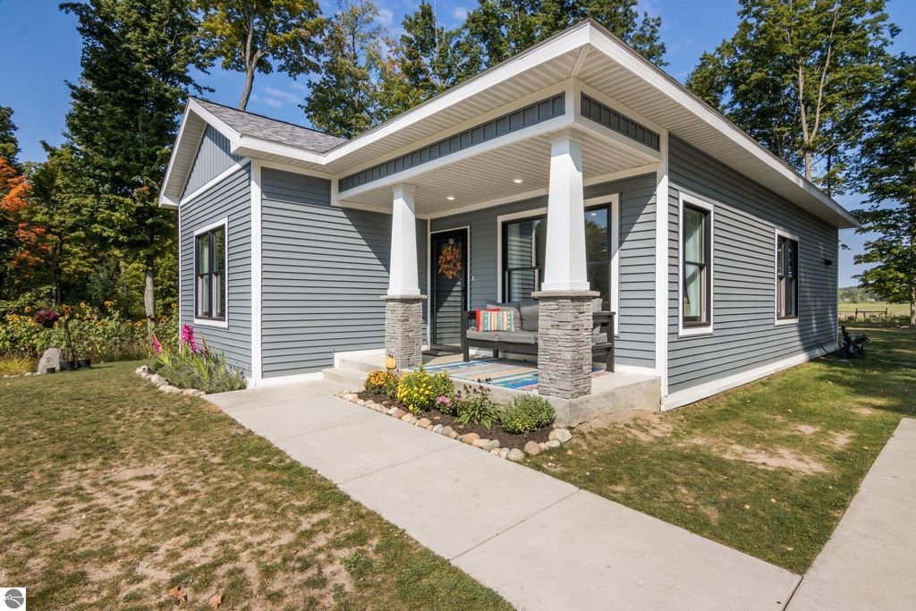 Photo of 158 Scenic Woods Drive, Cadillac, MI 49601 (MLS # 1938895)