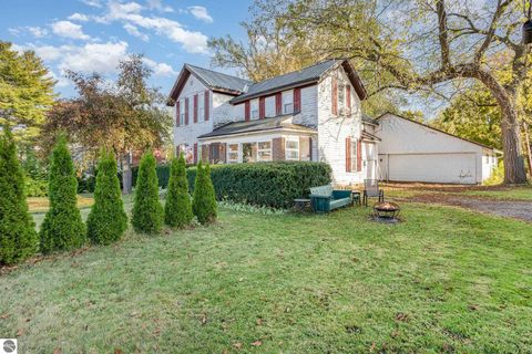 Tiny photo for 224 E Newark Street, Ithaca, MI 48847 (MLS # 1939566)