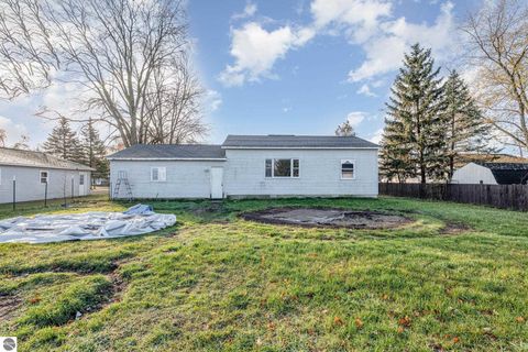 Tiny photo for 1708 W Lyons Street, Mt Pleasant, MI 48858 (MLS # 1940727)