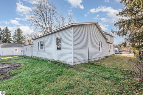 Tiny photo for 1708 W Lyons Street, Mt Pleasant, MI 48858 (MLS # 1940727)
