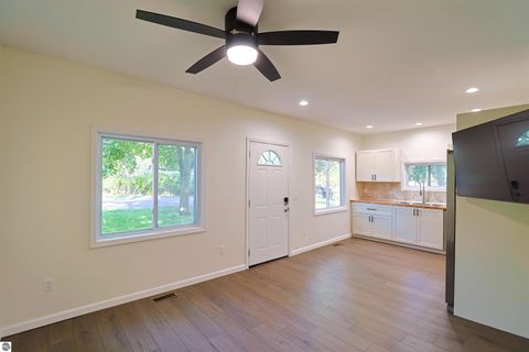 Tiny photo for 913 W Michigan, Mt Pleasant, MI 48858 (MLS # 1939668)