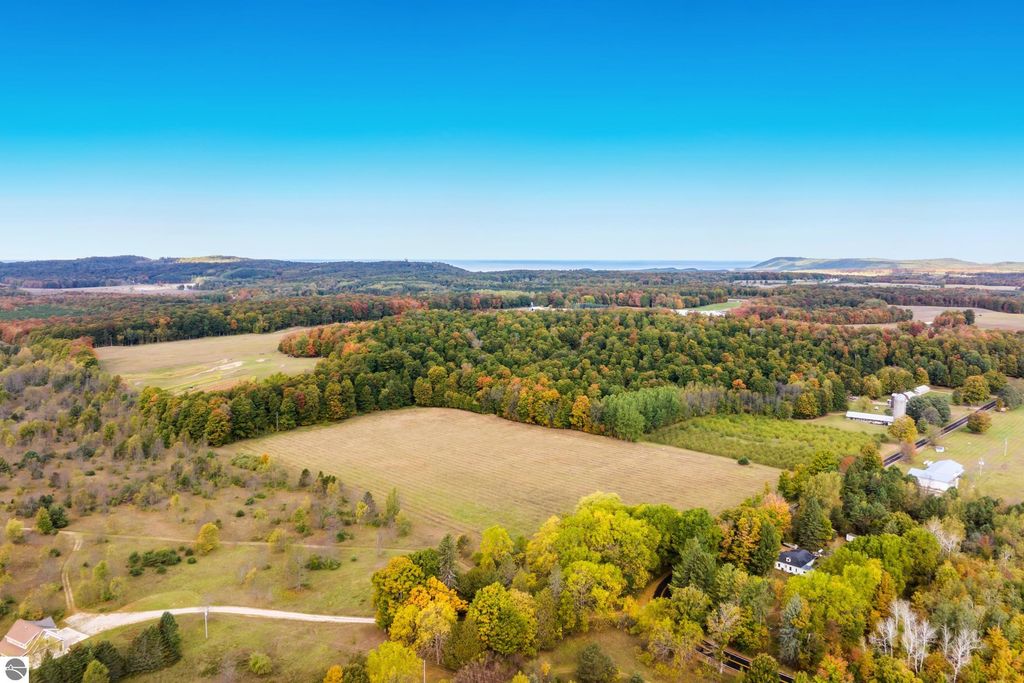 Photo of 13466 S Kitlinger Road, Empire, MI 49630 (MLS # 1939471)