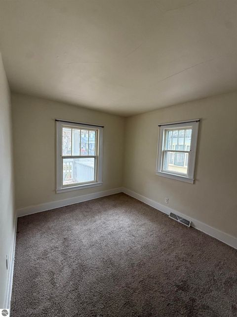 Tiny photo for 610 S Washington Street, Mt Pleasant, MI 48858 (MLS # 1940739)