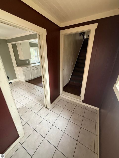 Tiny photo for 610 S Washington Street, Mt Pleasant, MI 48858 (MLS # 1940739)