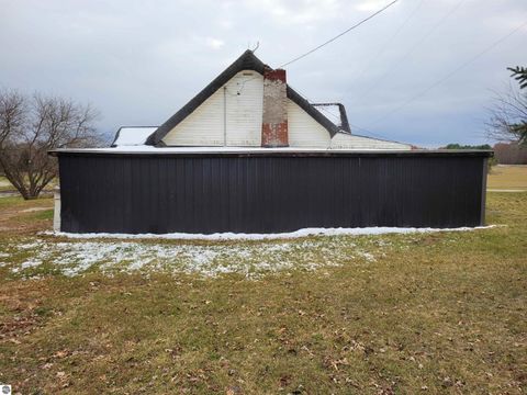 Tiny photo for 7434 N Osborn Road, Elwell, MI 48832 (MLS # 1940477)