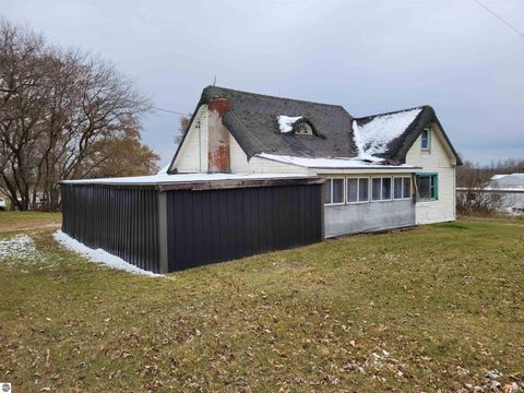 Tiny photo for 7434 N Osborn Road, Elwell, MI 48832 (MLS # 1940477)