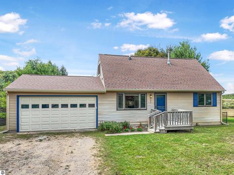 Photo of 5661 Exodus Drive, Traverse City, MI 49684 (MLS # 1939368)