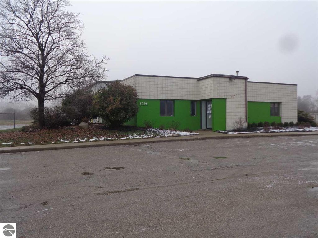 Photo of 5776 Venture Way, Mt Pleasant, MI 48858 (MLS # 1937657)