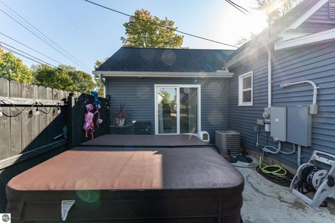 Tiny photo for 308 S 3rd Street, Shepherd, MI 48883 (MLS # 1939350)