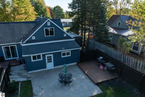 Tiny photo for 308 S 3rd Street, Shepherd, MI 48883 (MLS # 1939350)