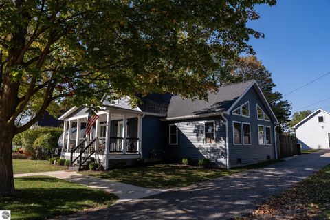 Tiny photo for 308 S 3rd Street, Shepherd, MI 48883 (MLS # 1939350)