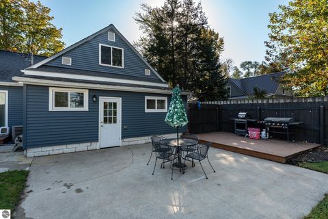 Tiny photo for 308 S 3rd Street, Shepherd, MI 48883 (MLS # 1939350)