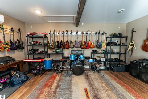 Tiny photo for 308 S 3rd Street, Shepherd, MI 48883 (MLS # 1939350)