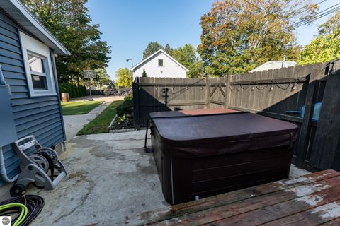 Tiny photo for 308 S 3rd Street, Shepherd, MI 48883 (MLS # 1939350)