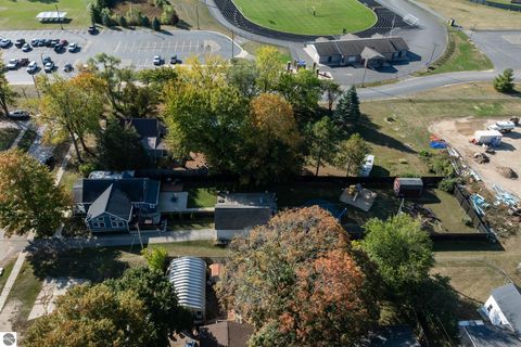 Tiny photo for 308 S 3rd Street, Shepherd, MI 48883 (MLS # 1939350)