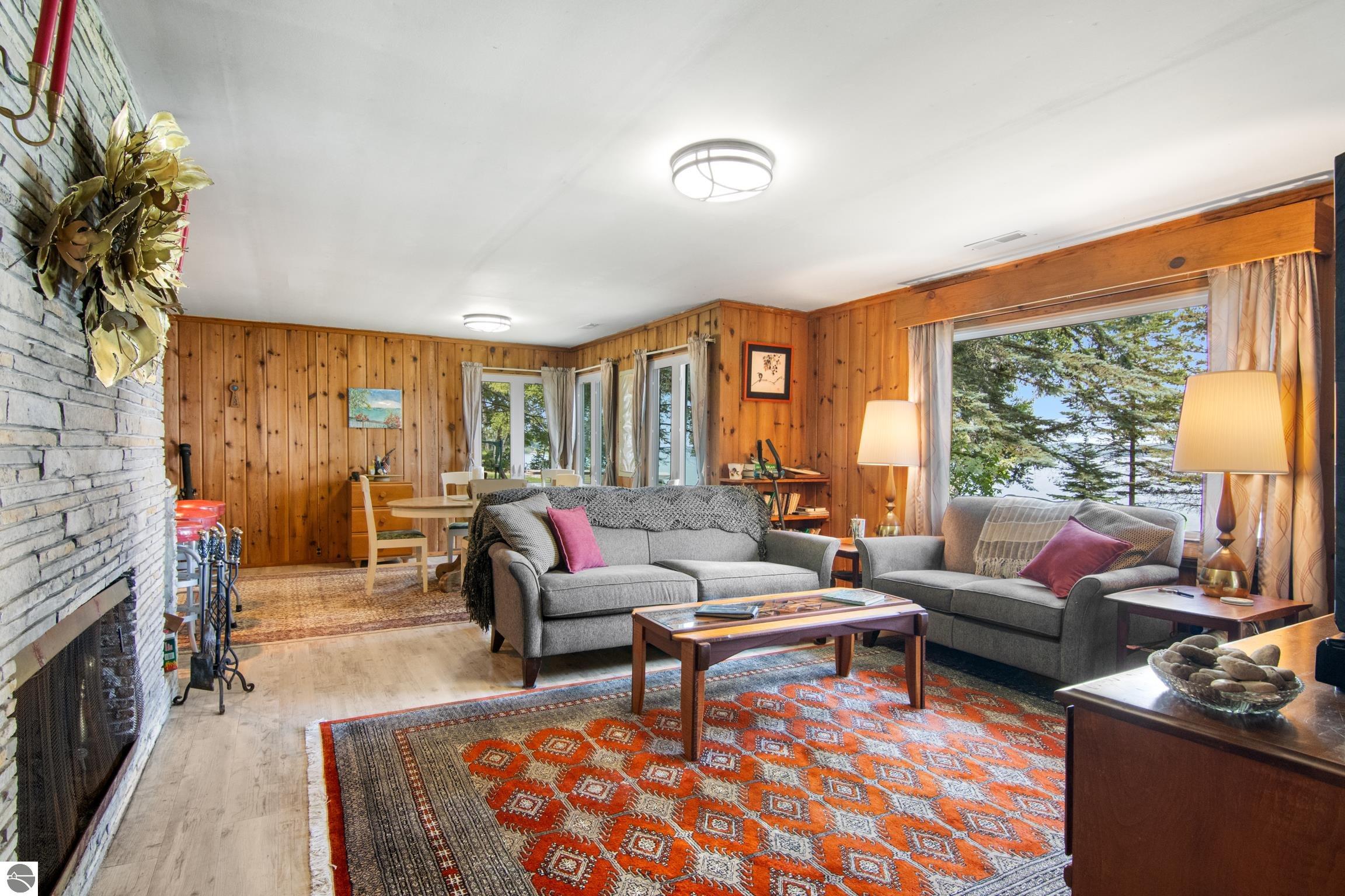 1070 N Us-31, Kewadin, MI, 49648, USA, 4 Bedrooms Bedrooms, ,2 BathroomsBathrooms,Residential,Active,1070 N Us-31,1937022
