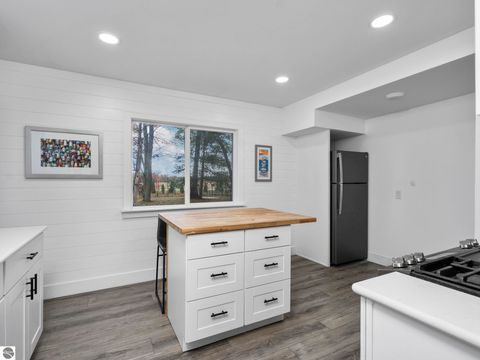 Tiny photo for 687 George Street, Traverse City, MI 49686 (MLS # 1939959)