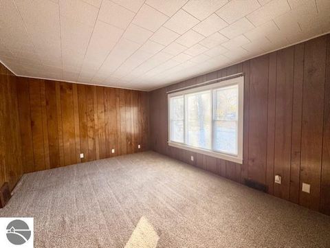 Tiny photo for 320 N Clinton Street, St Louis, MI 48880 (MLS # 1940525)