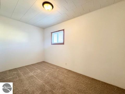 Tiny photo for 320 N Clinton Street, St Louis, MI 48880 (MLS # 1940525)