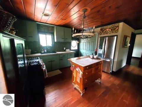 Tiny photo for 6114 Indian Lake Drive, Gladwin, MI 48624 (MLS # 1940773)