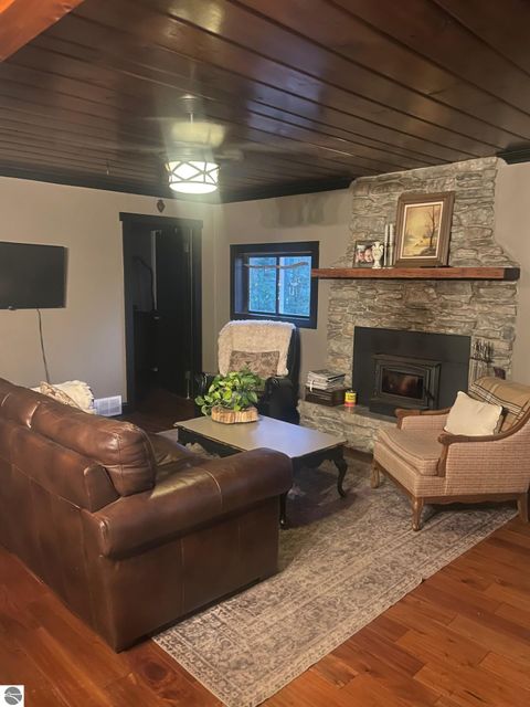 Tiny photo for 6114 Indian Lake Drive, Gladwin, MI 48624 (MLS # 1940773)