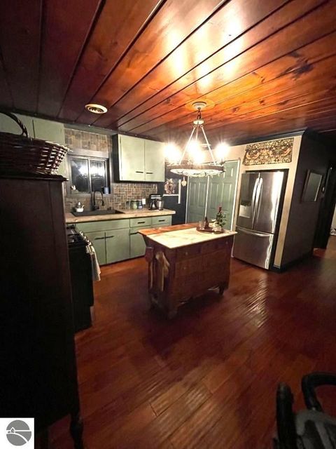Tiny photo for 6114 Indian Lake Drive, Gladwin, MI 48624 (MLS # 1940773)